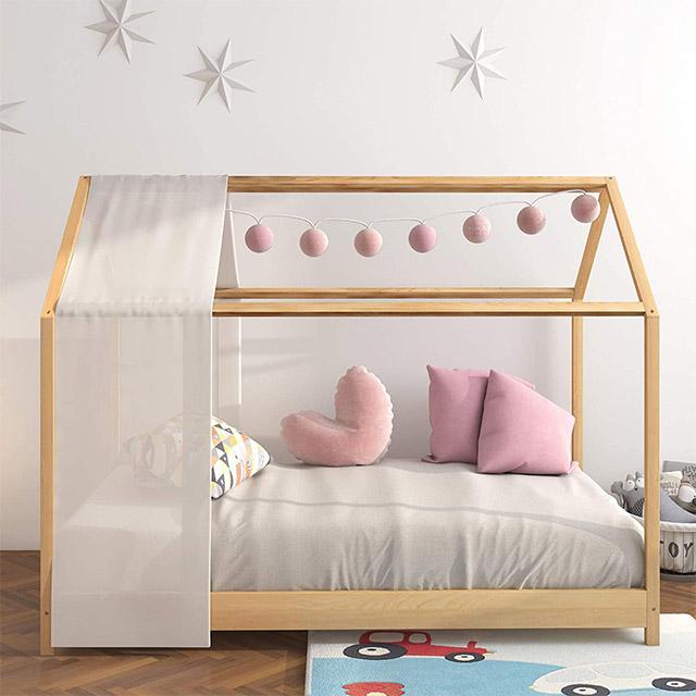 Letto per bambini moderno in legno massello a forma di casa