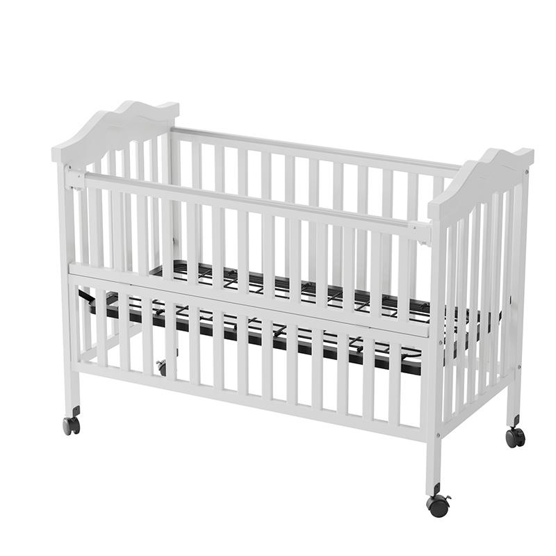 Eco-friendly Solid Wooden Baby Crib With Wheels-4