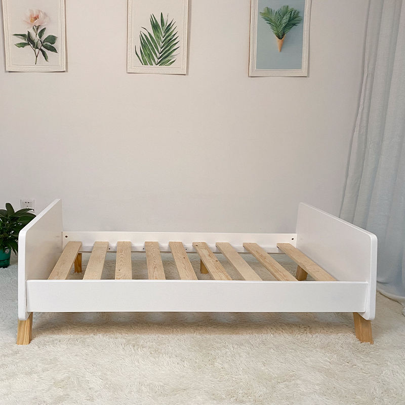 Durable Pure Natural Wooden Toddler Bed