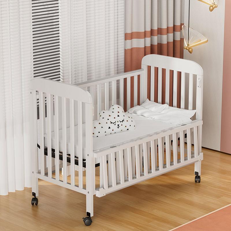 سرير أطفال خشبي محمول باللون الأبيض لحديثي الولادة-5 سنوات