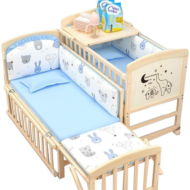 سرير أطفال من خشب الصنوبر الطبيعي قابل للتحويل مزود بعجلات