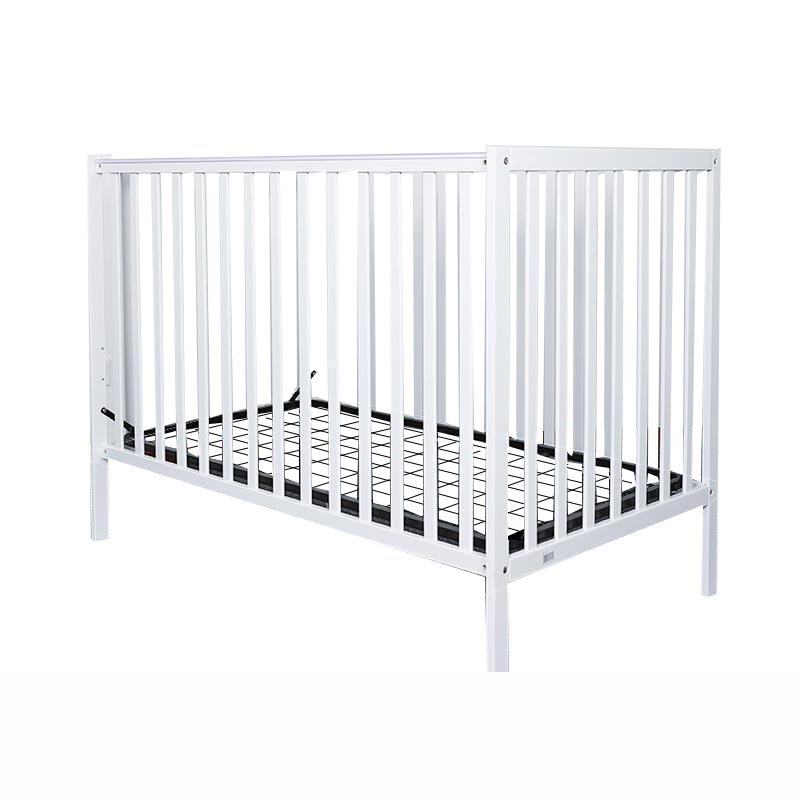 An Eco-friendly Solid Wood Newborn Baby Crib With Storage