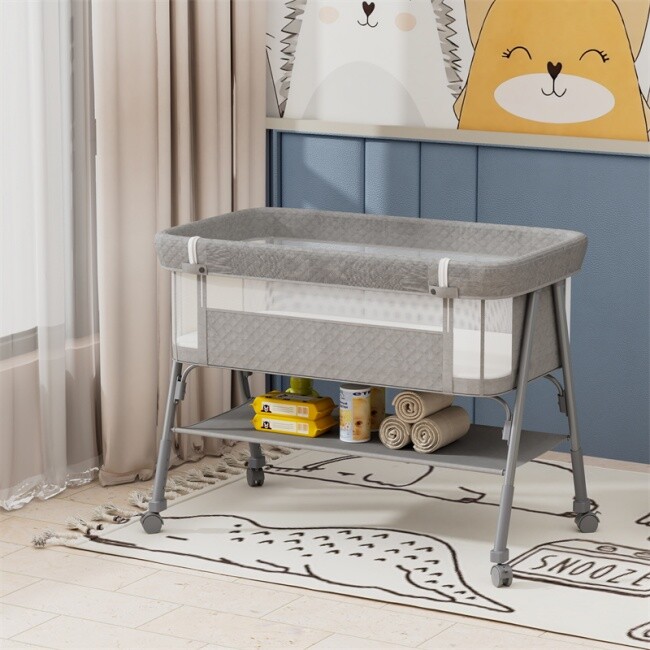 Berços confortáveis para recém-nascidos com rodas.