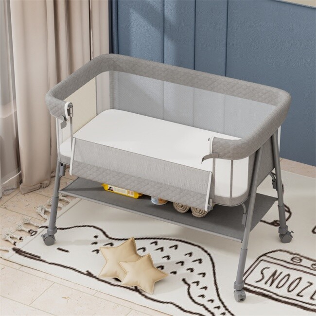 Berços confortáveis para recém-nascidos com rodas.