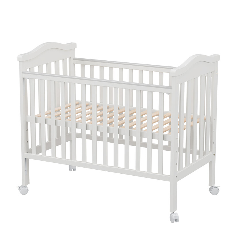 Eco-friendly Solid Wooden Baby Crib With Wheels